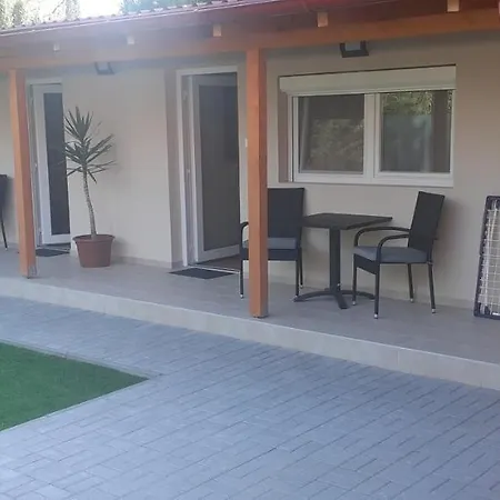 Borti Apartman Zamárdi Exterior photo